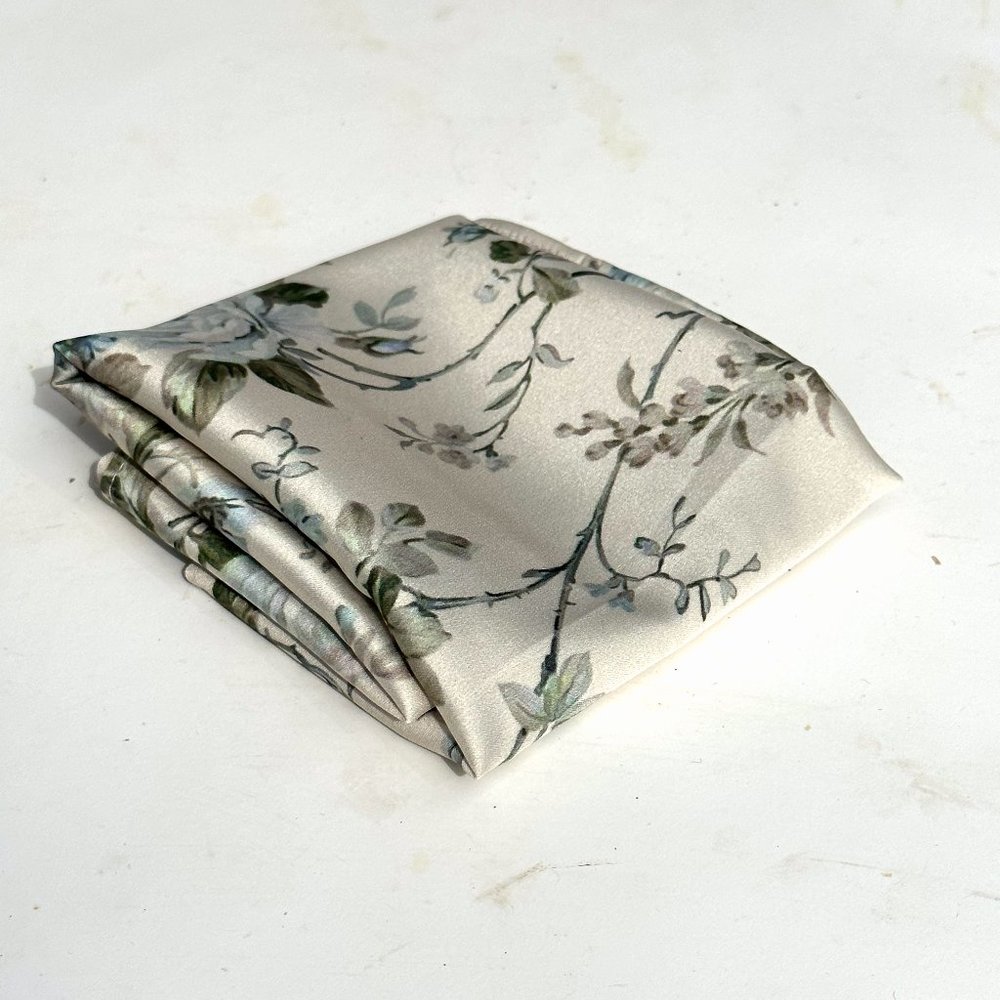 v. chapman blue bouquet pocket square